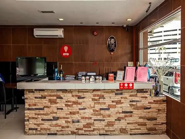 OYO Rooms Center Point Mall - photo 11