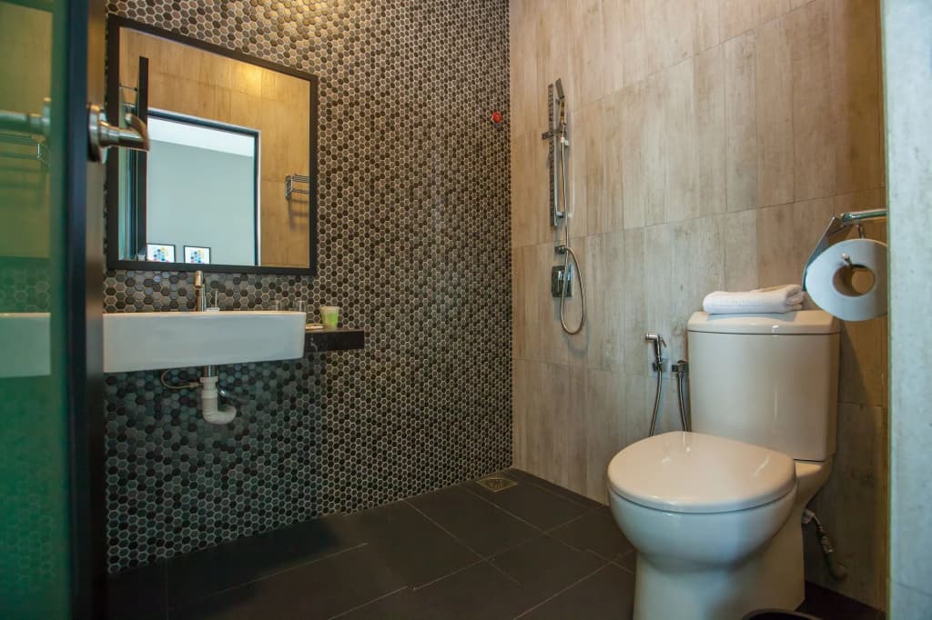 Bzz Hotel - photo 8