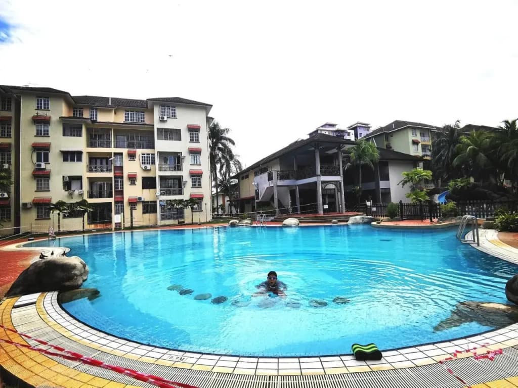Ames Leng Beach House @ PD 5th Mile - photo 8