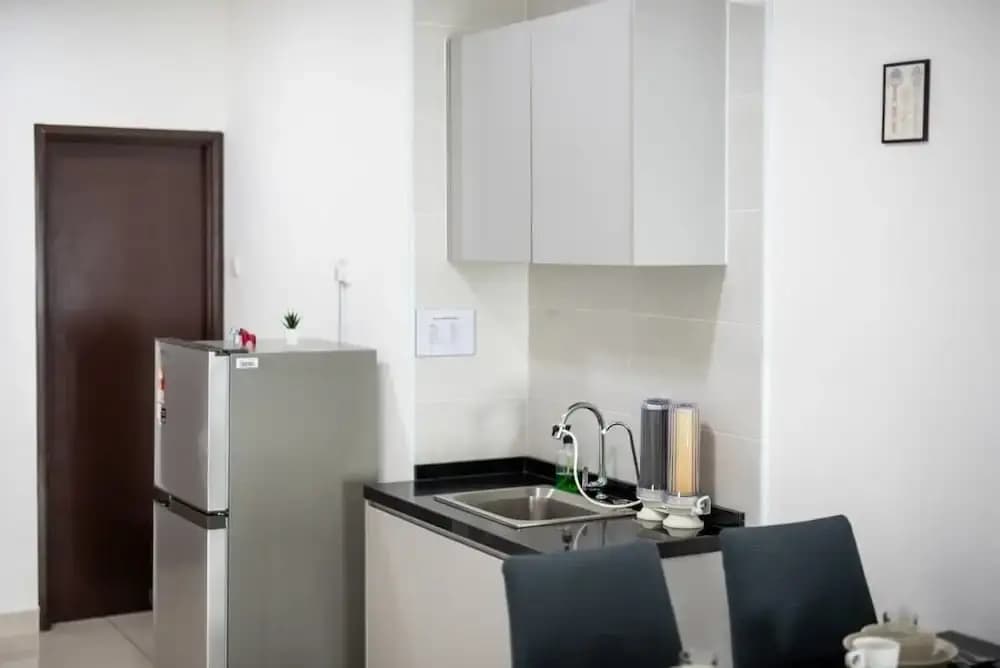 Comfy 3BR Apt @ KSL Daya Near Ikea Tebrau, Parking - photo 23
