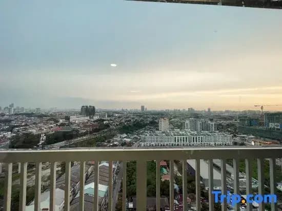121 Residences by The Homez Near One Utama, Starling Mall, Atria - photo 2