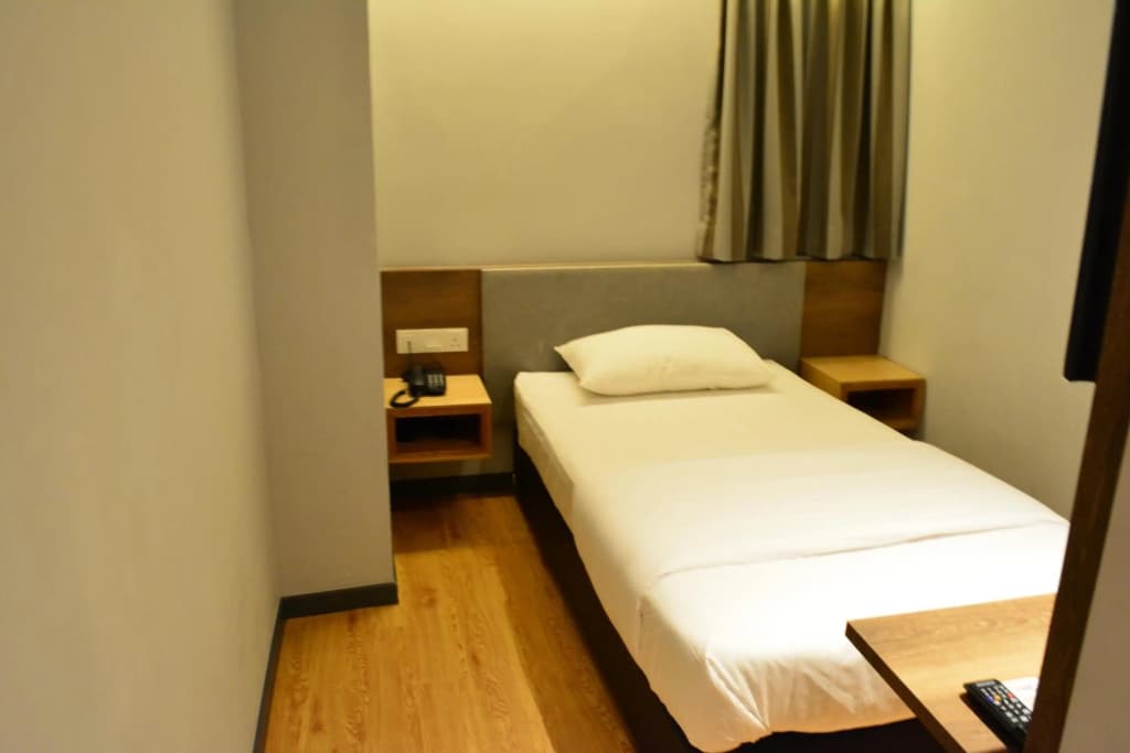 Go Hotel - photo 2