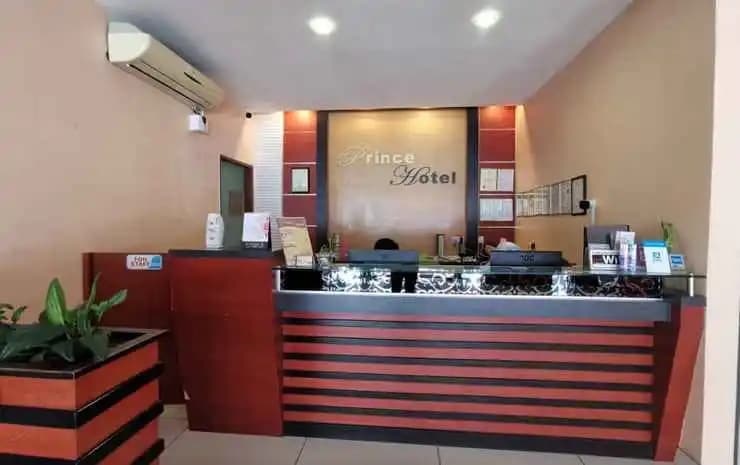 Prince Hotel - photo 18