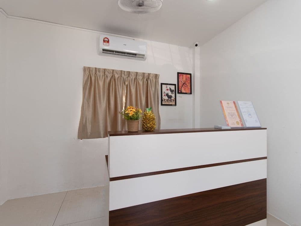 OYO 44011 Weng Bee Guest House - photo 2