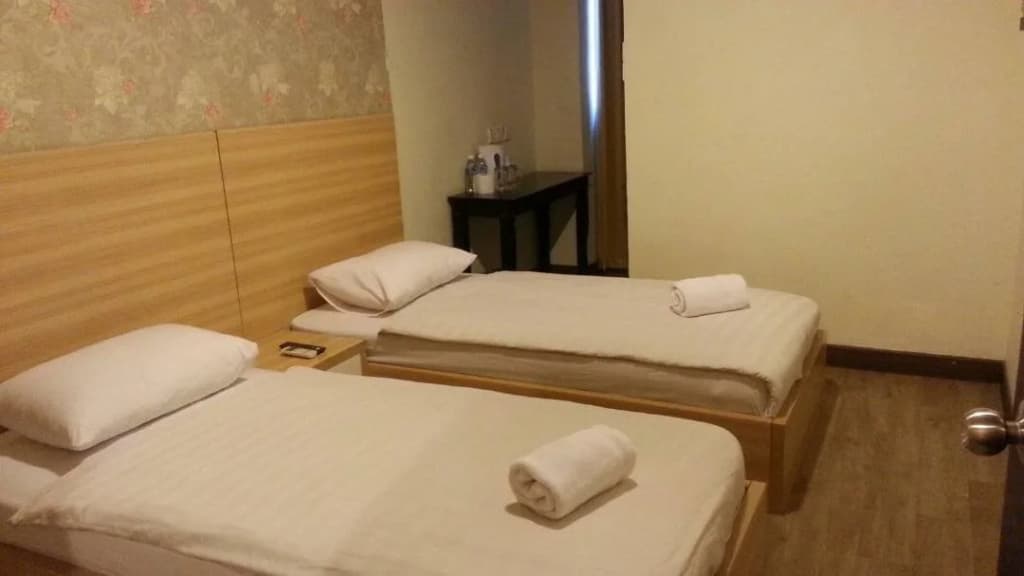 Hotel Truly Asia - photo 3