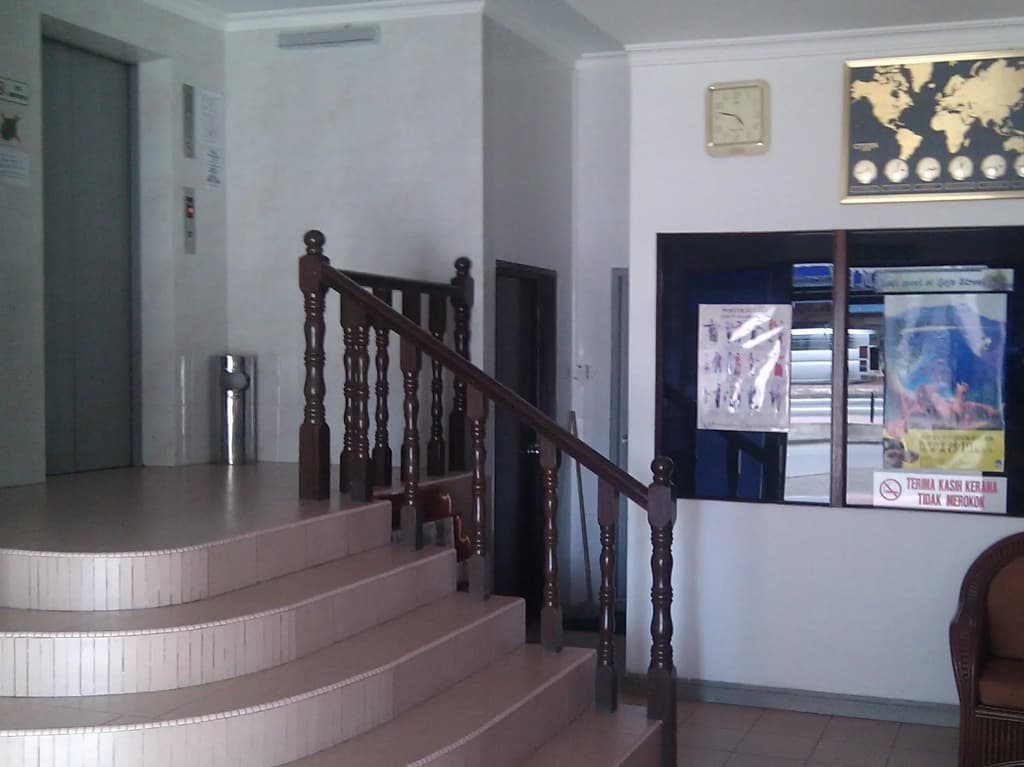 Wah May Hotel - photo 12