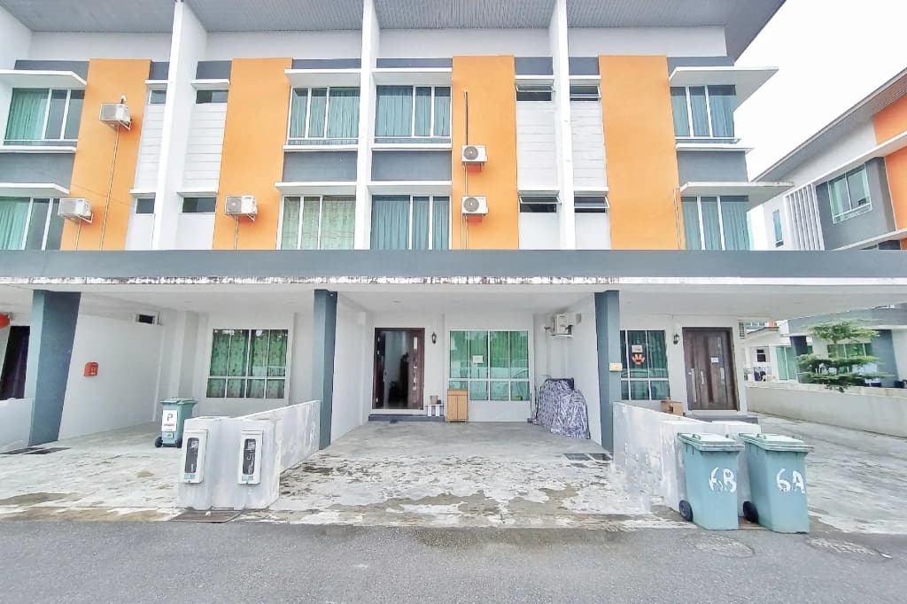 Oyo 90186 Tiong'S Homestay - Gated Community Sibu - photo 1