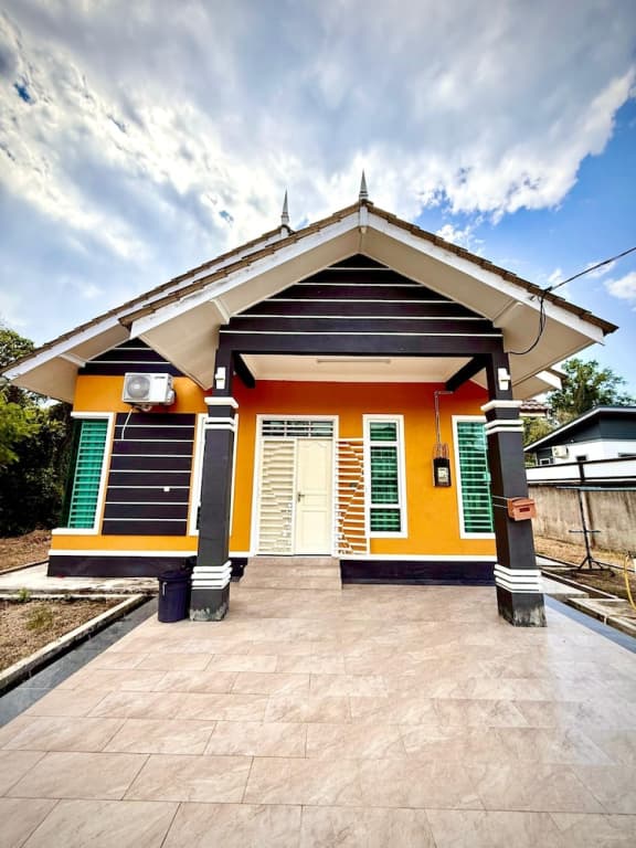 Homestay Selesa KKT Guesthouse - photo 15