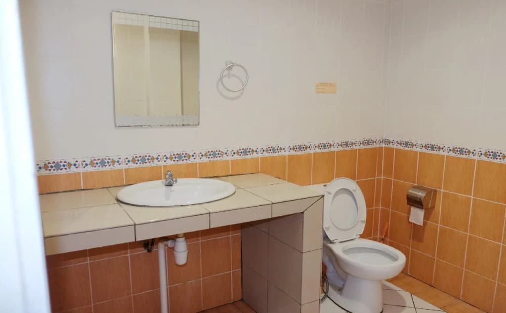 Natol Homestay - Kuching Home Penthouse Airport Road - photo 10