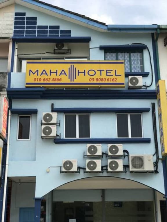 Maha Hotel - photo 1