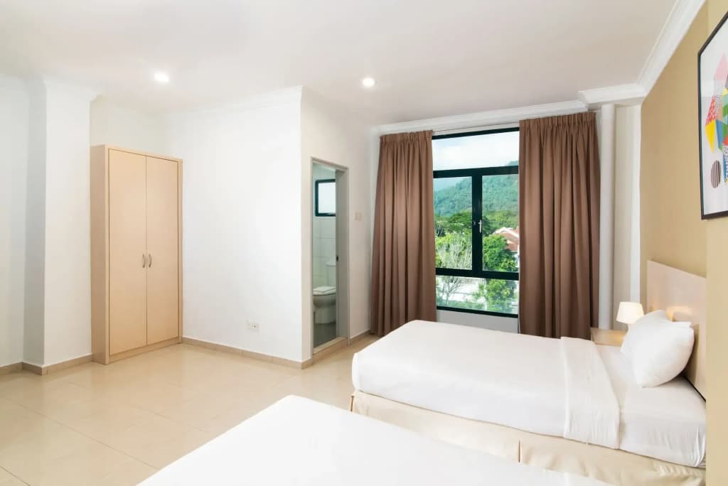 Golden View Serviced Apartment - photo 3
