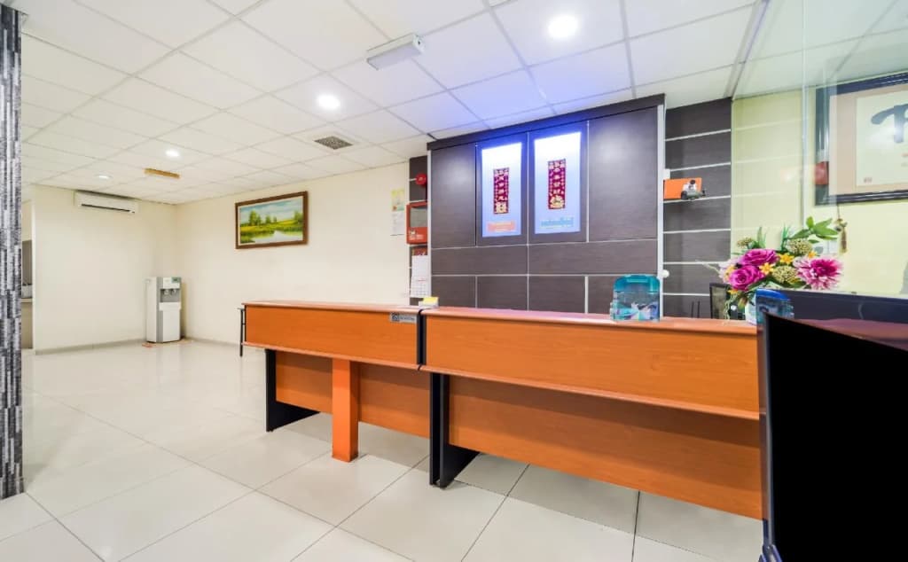 OYO 301 River Inn Hotel - photo 10