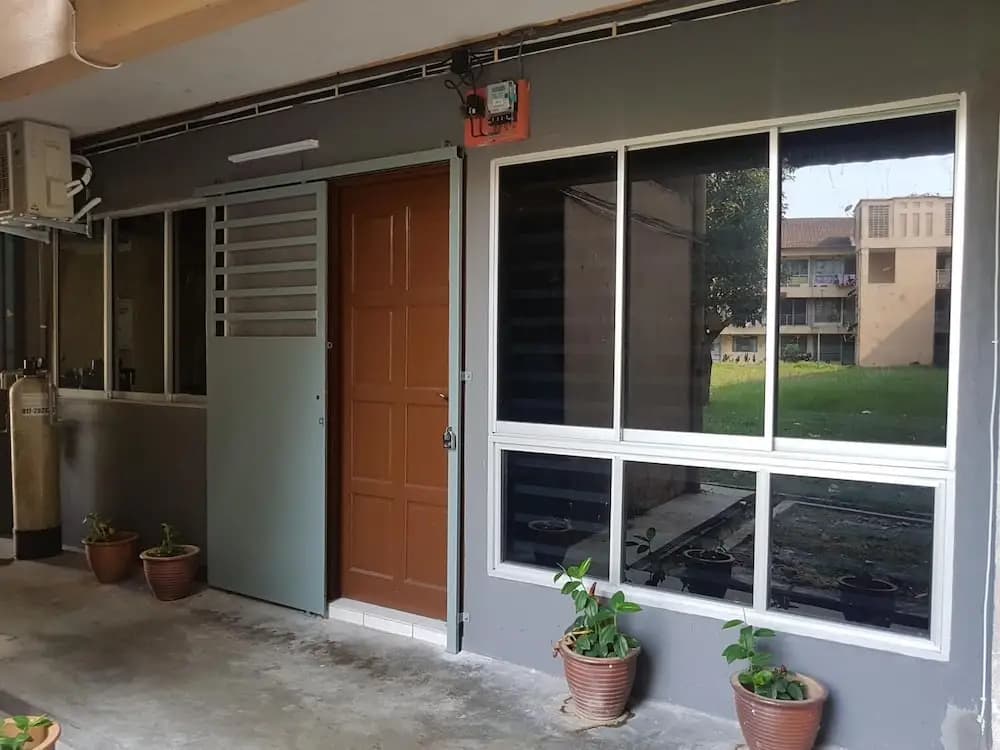 Araaz Homestay - photo 9