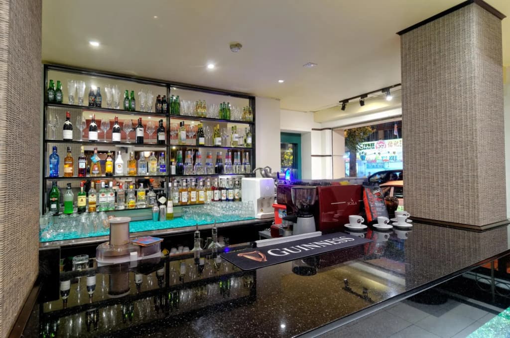 The Jesselton Hotel - photo 11