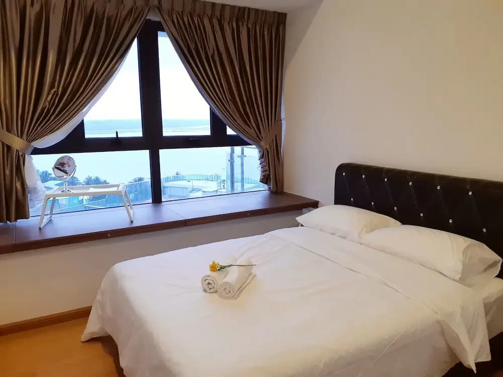 Homerent by Countrygarden Danga Bay - photo 4