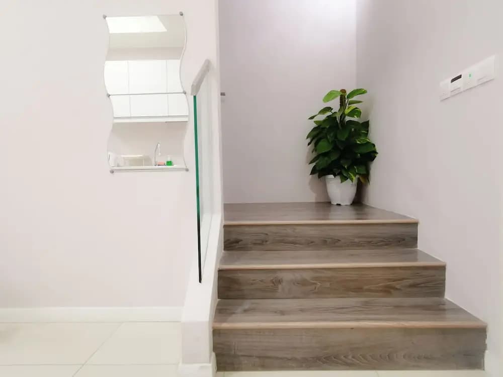 Icon City Premier Suites by WeCare - photo 14