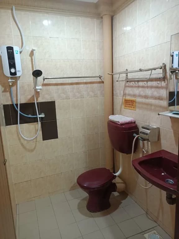 FullyWell Hotel - photo 10