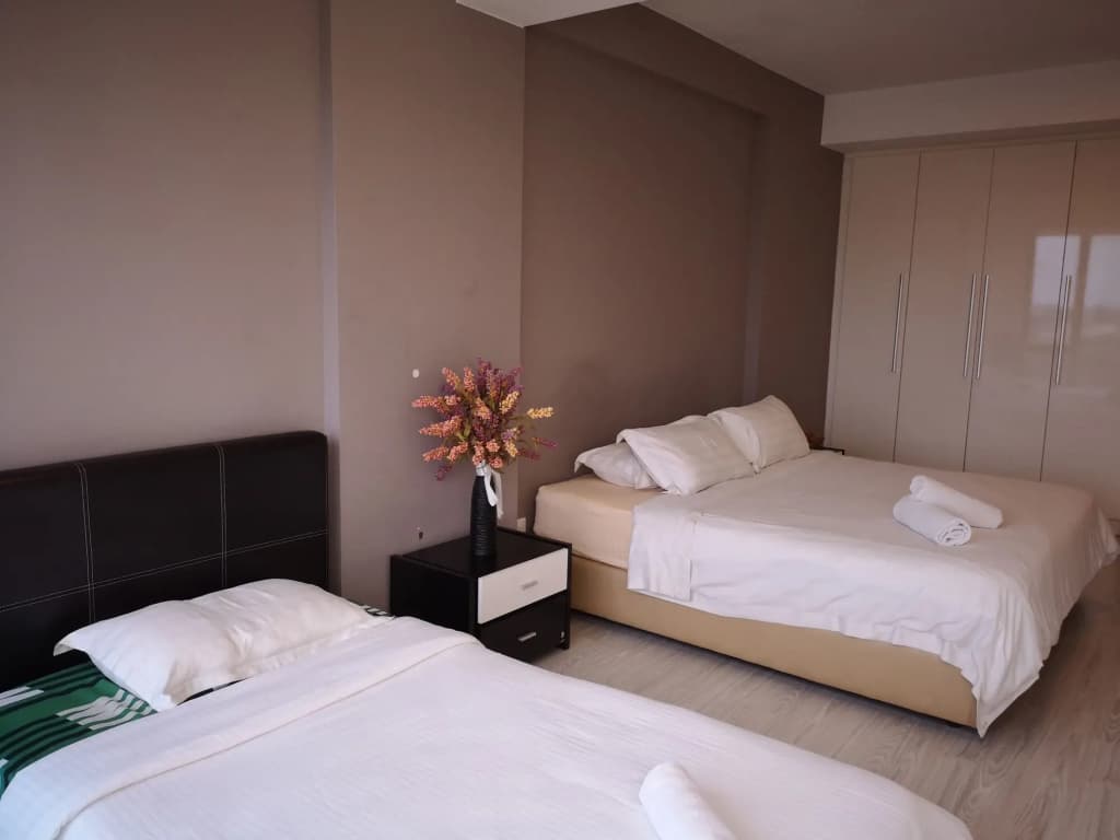 Marina Travellers Suite SKY Karamunsing - photo 2