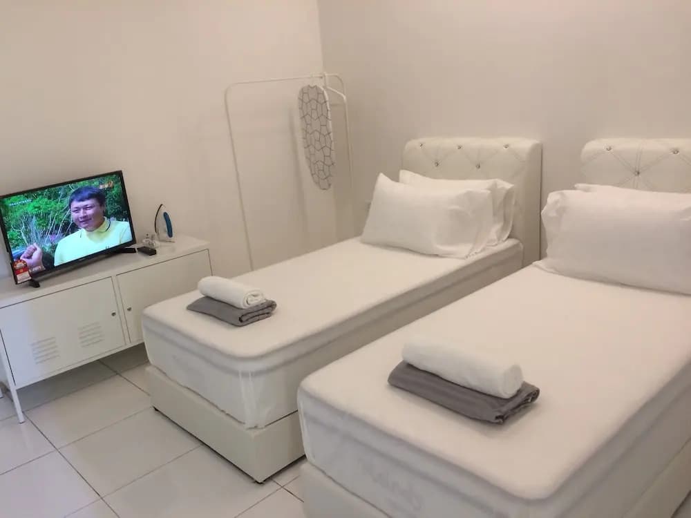 Lawang Suite Corner Roomstay 1 - photo 5