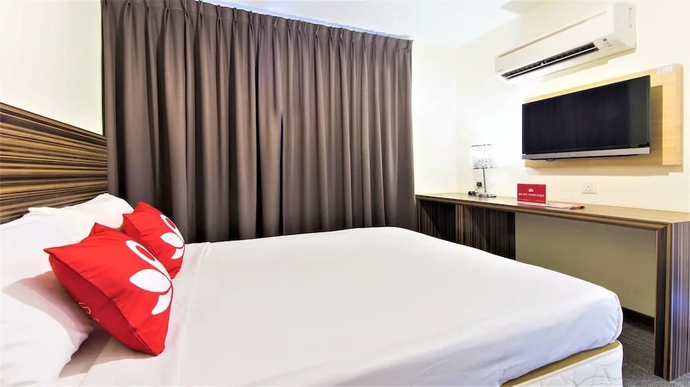ZEN Rooms Basic Near I-City - photo 19