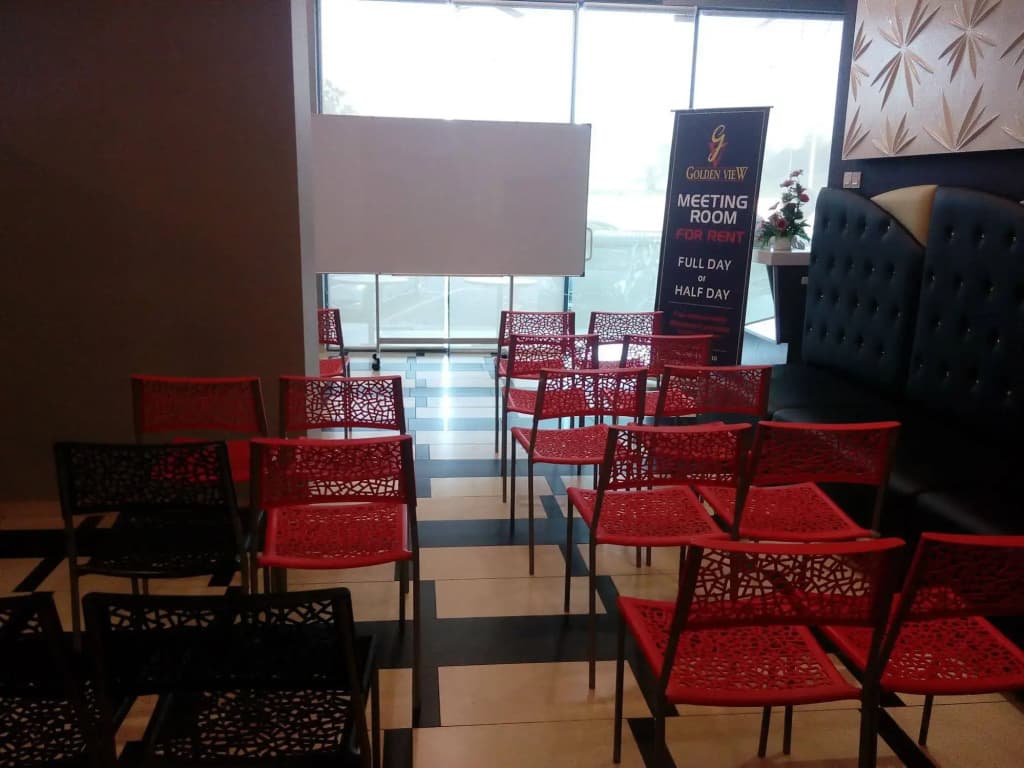 Hotel Golden View Nilai - photo 13