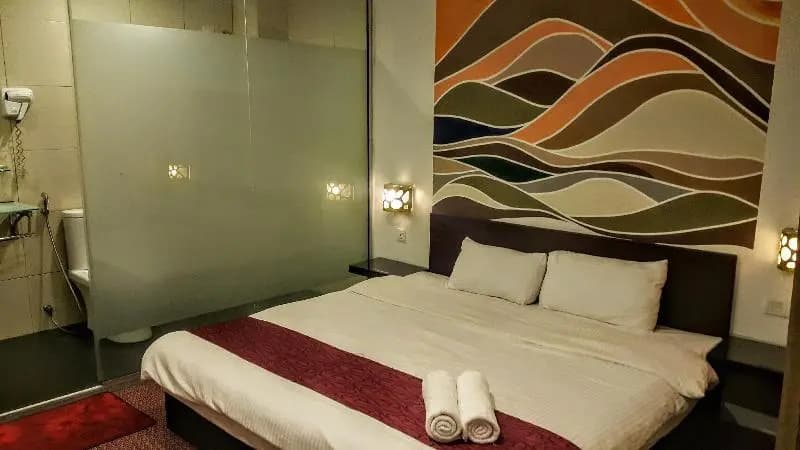 RM Hotel - photo 4
