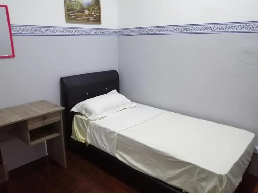 Single Room With Ac, Central Accomodation - photo 3