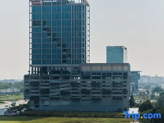 Sunsuria Forum Soho & Residence Suites Setia Alam by Moka - photo 14
