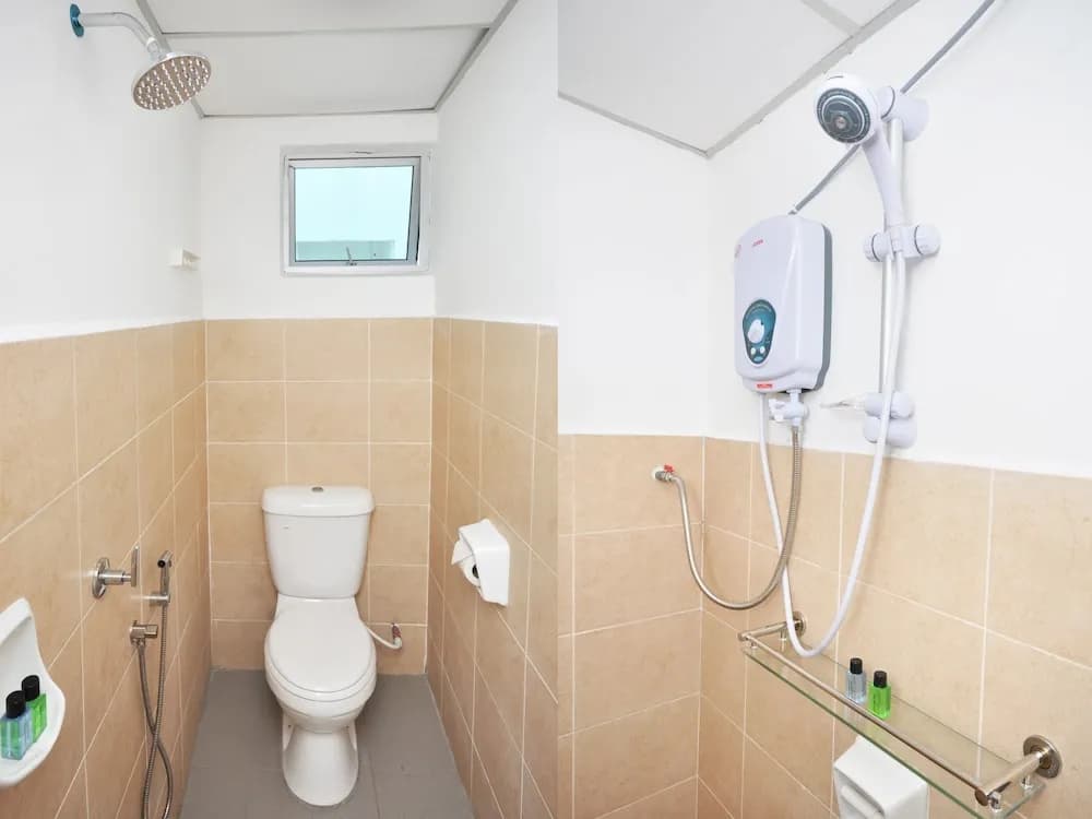 OYO 886 ADA Hotel & Apartment - photo 10