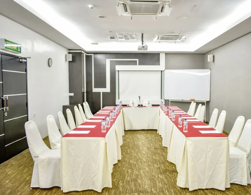 Streetview Hotel - photo 13