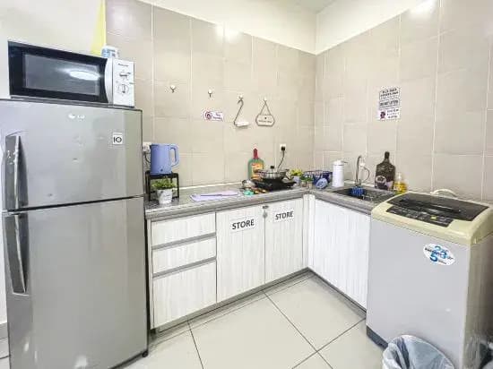 Relax in a Modern Studio w City View + Pool Access - photo 12