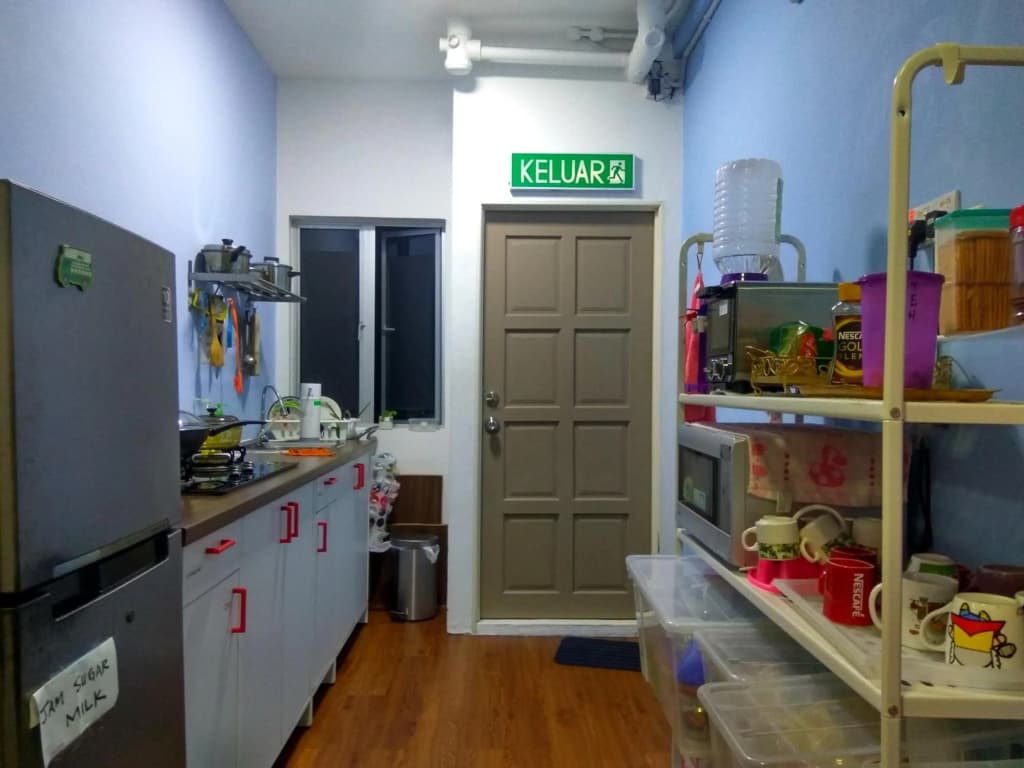 Moon Eleven Hostel Airport Transit - KLIA - photo 16