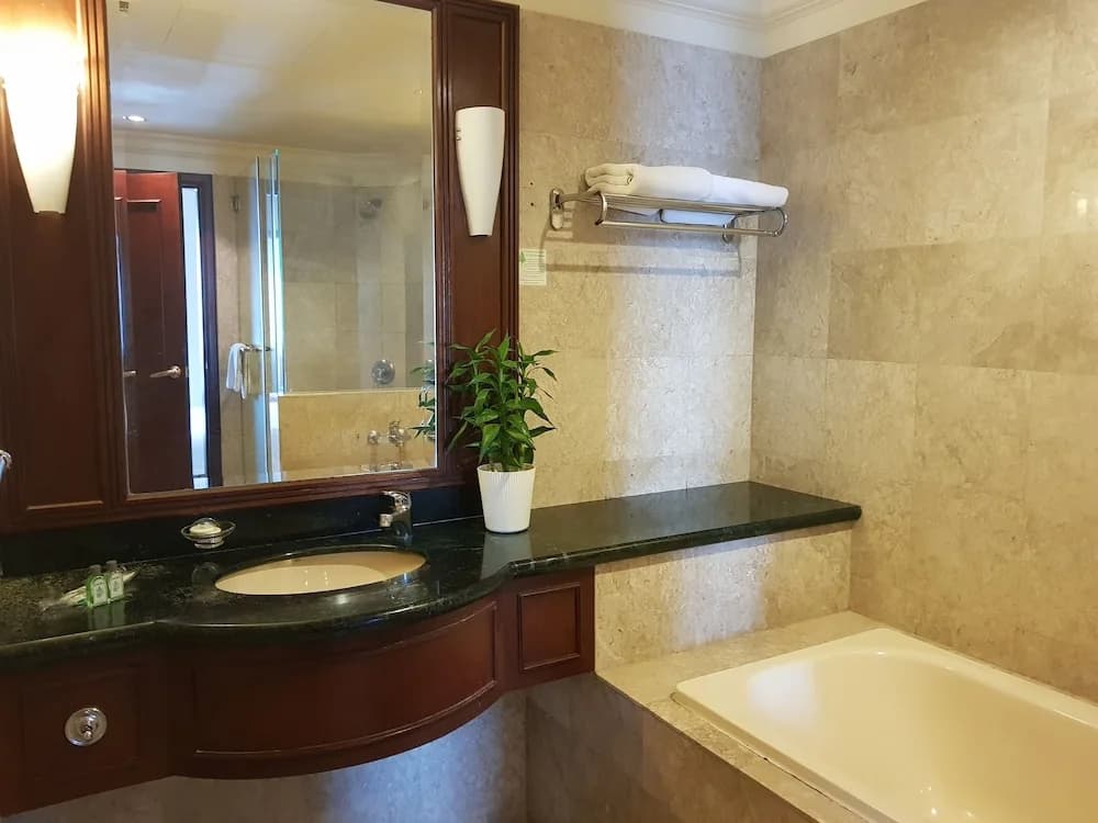 Bintang Service Suite at Times Square - photo 9