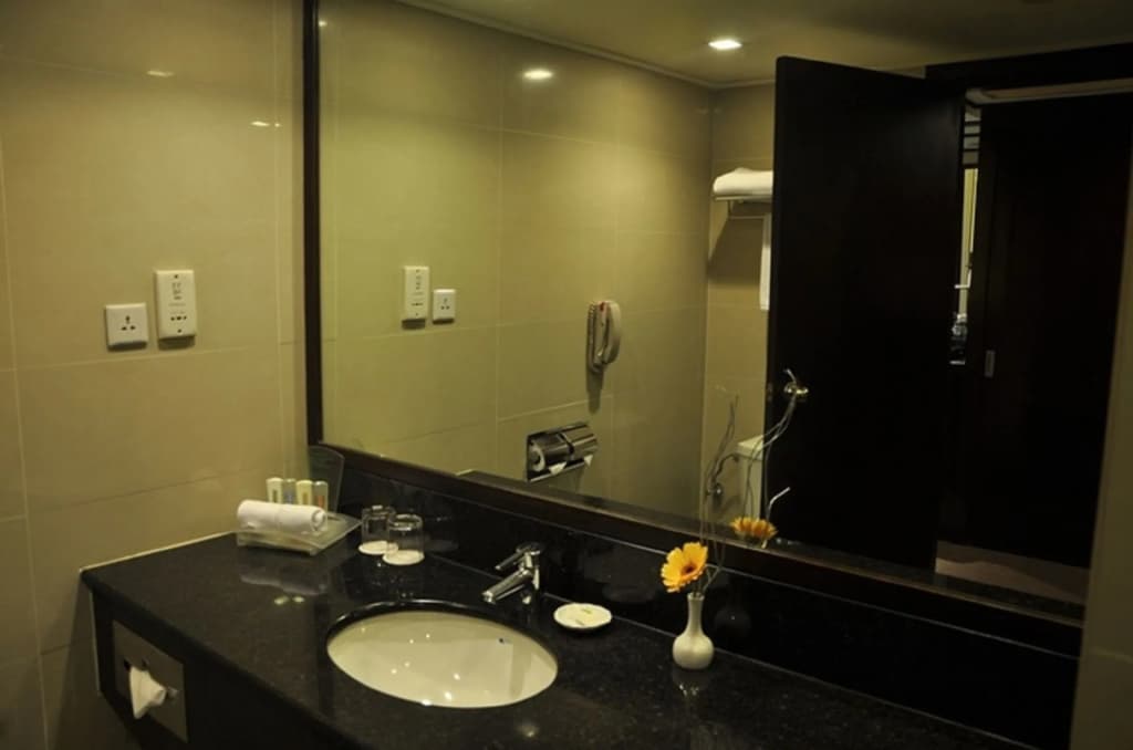 Glenmarie Hotel & Golf Resort - photo 7