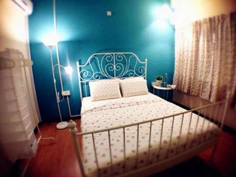 Cozen Four Season Guest House - photo 4