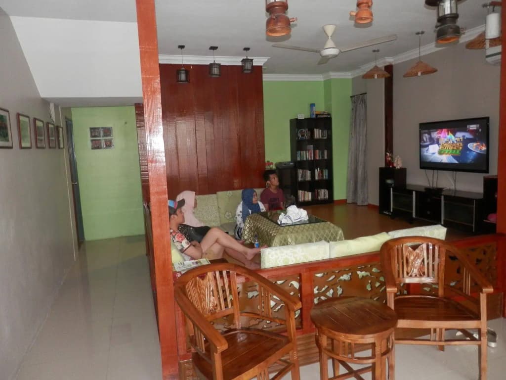 Travellers Planet Hotel & Guest House - photo 20