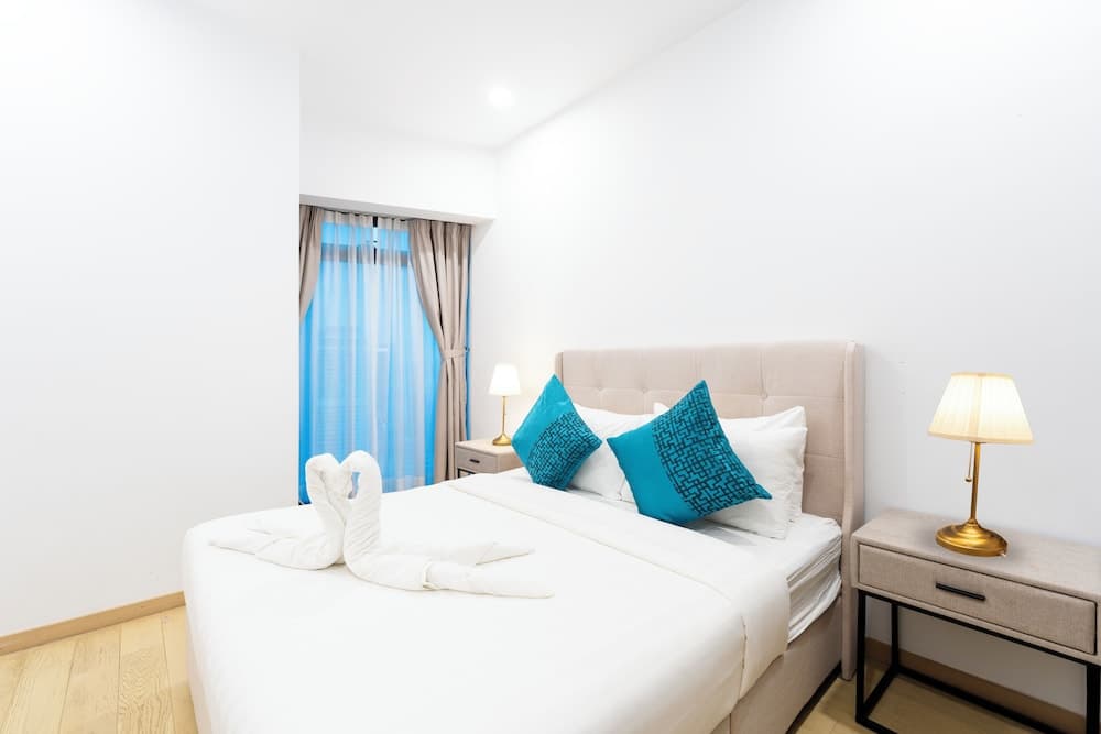 Moonway Luxury Suites At Eaton Residence - photo 41