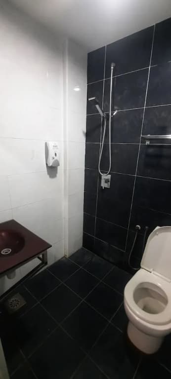 OYO 90724 Rg Hotel - photo 10