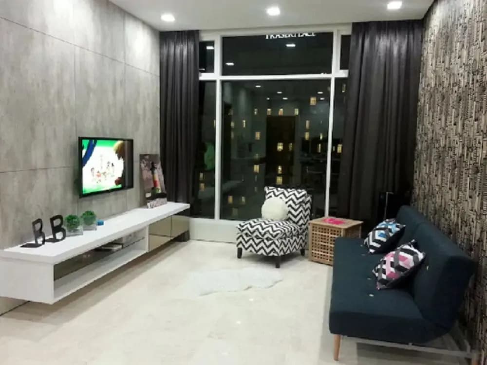 KL101 Service Suite at Soho Suites KLCC - photo 2