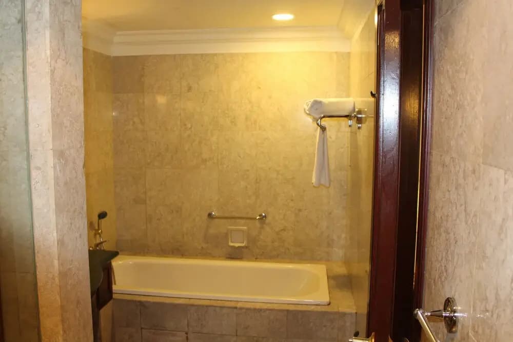 Ozone Service Suite At Times Square - photo 10