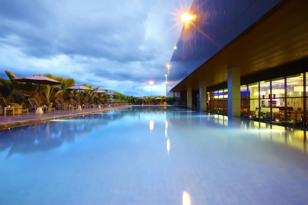 Century Kuching Hotel - photo 16