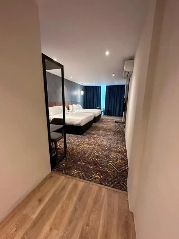 Le'genda Hotel - photo 2
