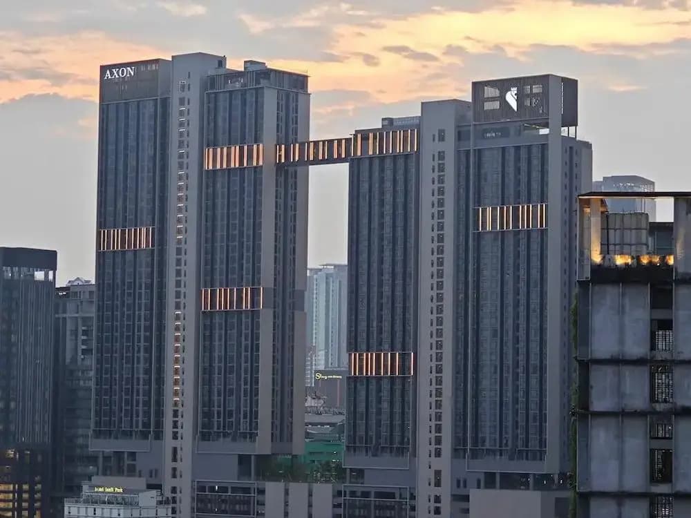 Axon Residence Bukit Bintang by Luna - photo 1