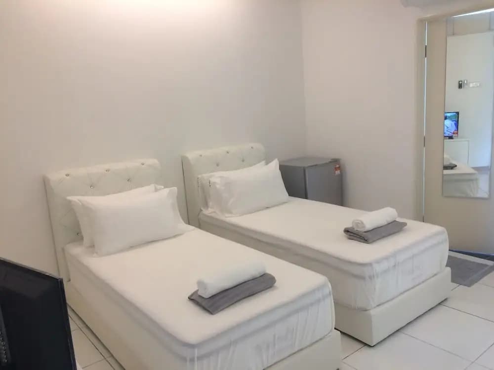 Lawang Suite Corner Roomstay 1 - main photo