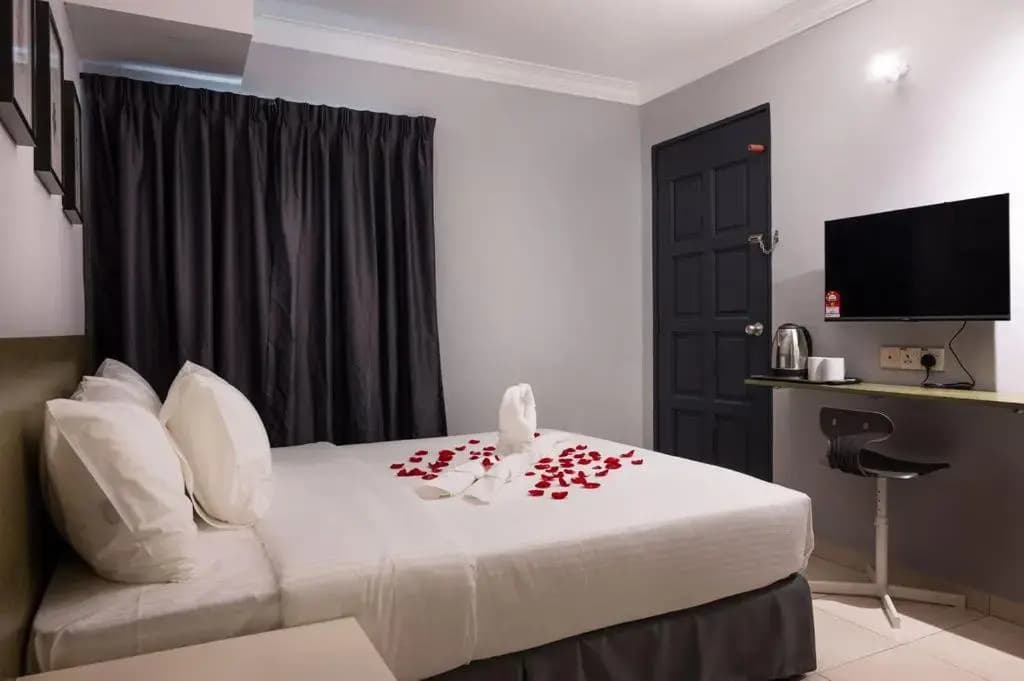 # Hotel - photo 7
