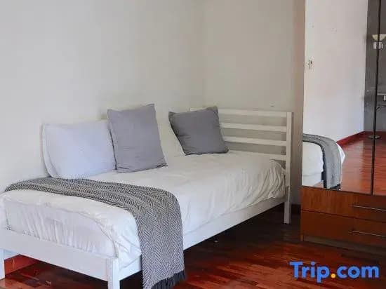 GRAYHAUS 32 -  Spacious 5BR House @ Bandar Utama, near 1 Utama Shopping Centre - Stay Only NO EVENTS - photo 5