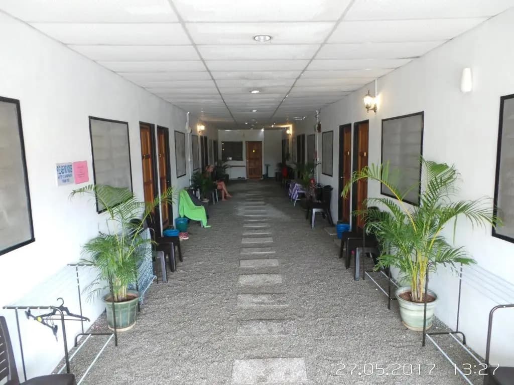 RL Budget Rooms - photo 9