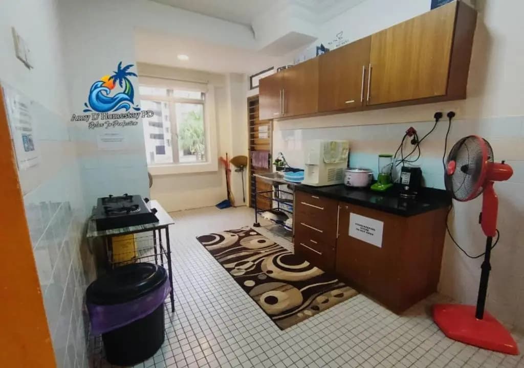 Amy D Homestay Nearby Beach - photo 21