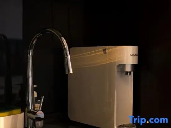 Scarletz KLCC @ Apartments By Gravity 【6mins Kuala Lumpur Tower（KL Tower） + Rooftop Infnity pool】 - photo 2
