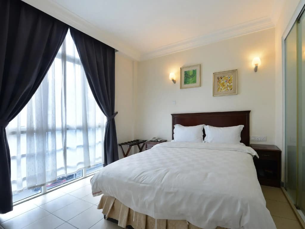 De Galleria Hotel - photo 3